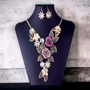 Floral Hues Vintage Necklace Set
